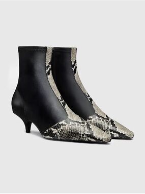 Reformation Robbie Ankle Boot Snake Stretch Size 8